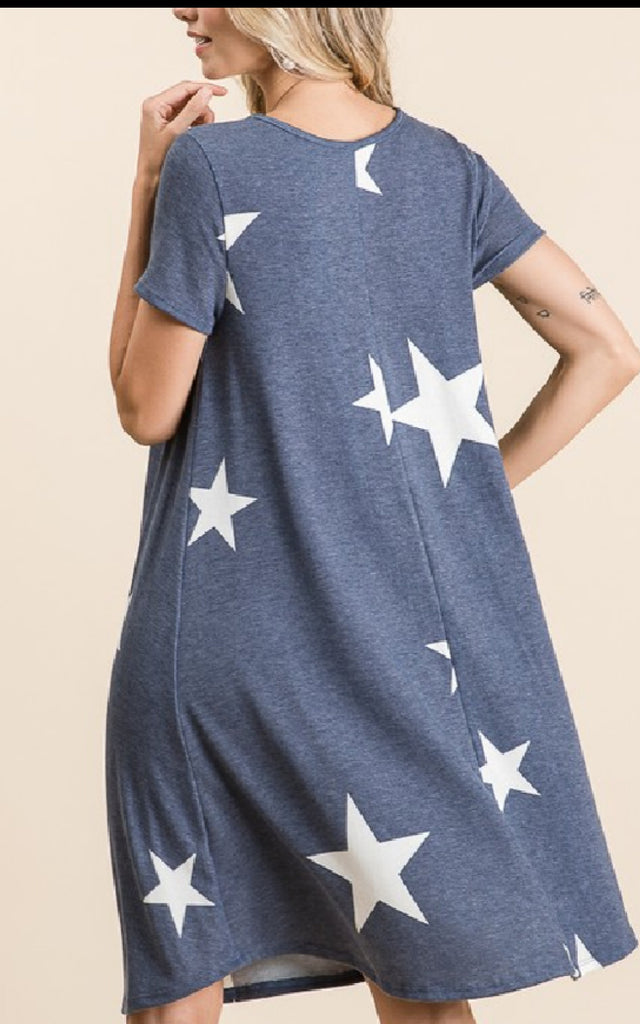 Women's casual dress with a star pattern.